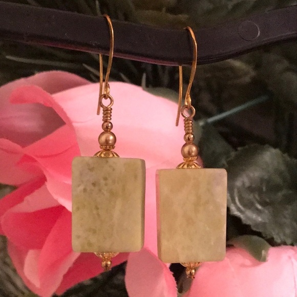 🔥ON SALE🔥3/$25🔥 💖 LA Design💖Handmade Earrings - Picture 4 of 6